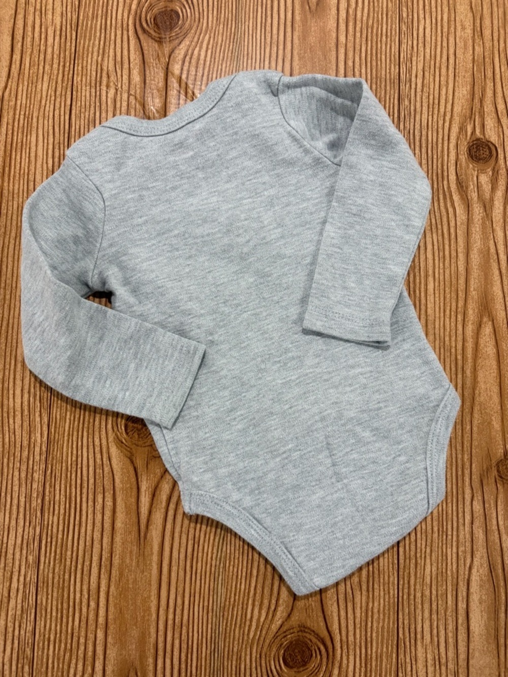 7/$20 My First Christmas Grey Baby One-Piece with Santa Image Onesie 6-9 Months - Picture 3 of 4